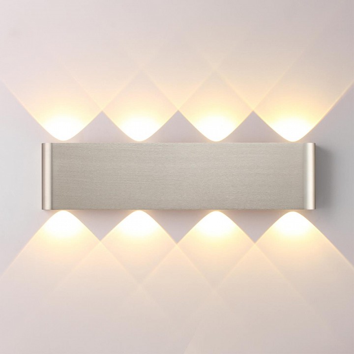 Накладной светильник odeon light magnum 7106/8wl