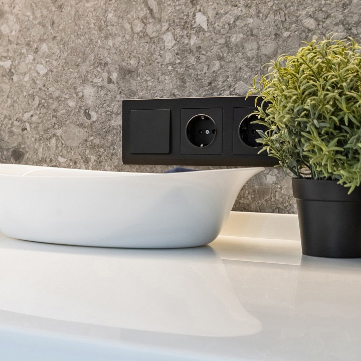 Рамка на 2 поста werkel stark (черный) w0021808