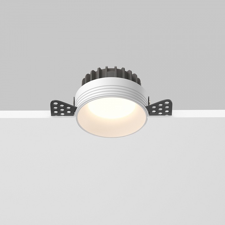 Встраиваемый светильник maytoni technical okno dl055-8w3-4-6k-trs-w