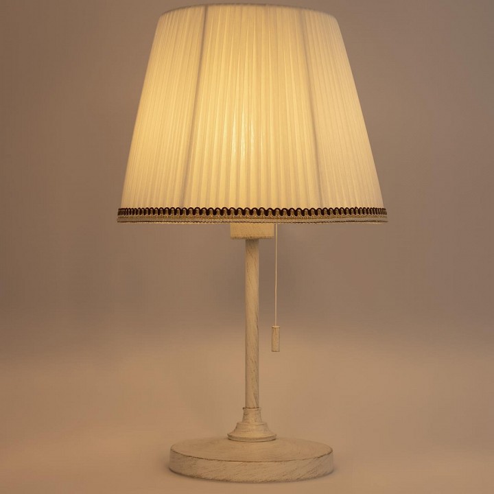 Настольная лампа декоративная citilux линц cl402720
